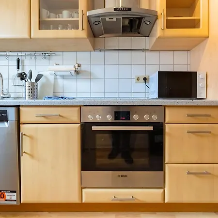 Budgetroom 3 Sz Balkonwohnung Fuer Teams * Herne