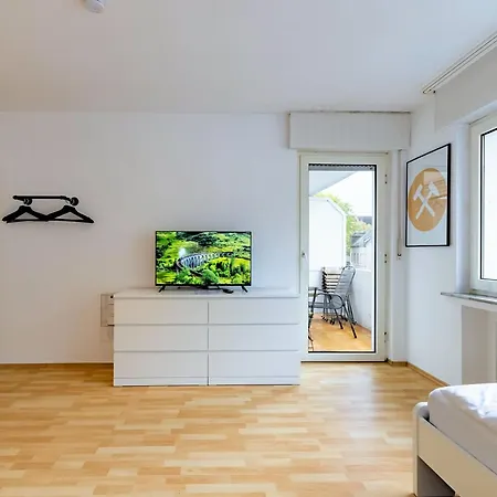 Budgetroom 3 Sz Balkonwohnung Fuer Teams *