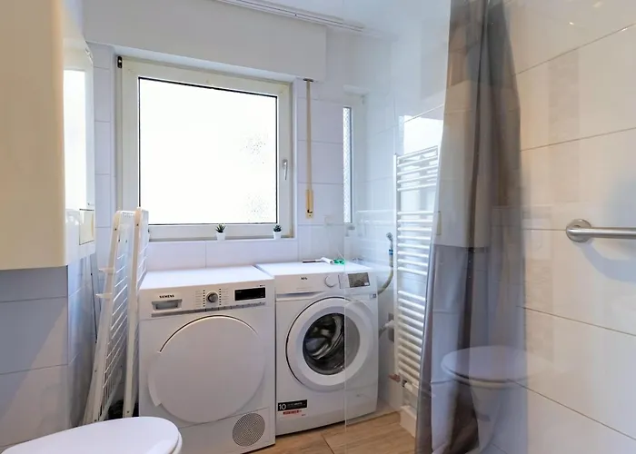 Budgetroom 3 Sz Balkonwohnung Fuer Teams