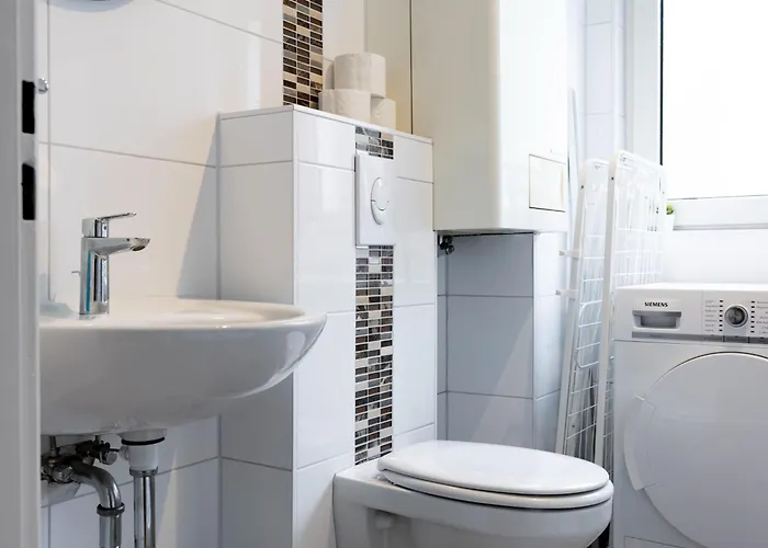 Budgetroom 3 Sz Balkonwohnung Fuer Teams * Herne