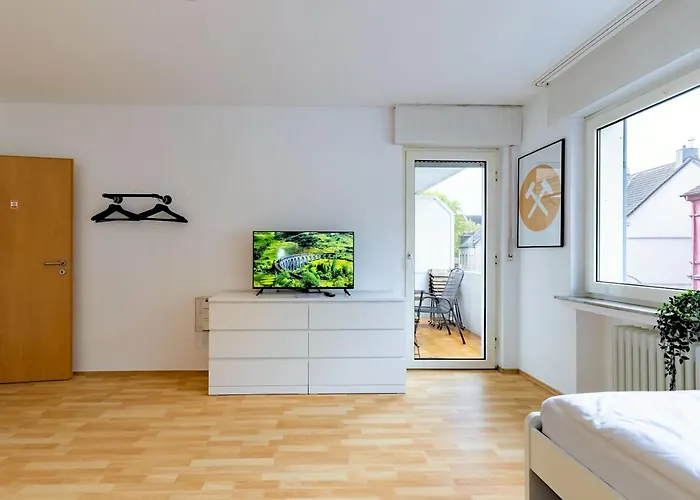 Budgetroom 3 Sz Balkonwohnung Fuer Teams *