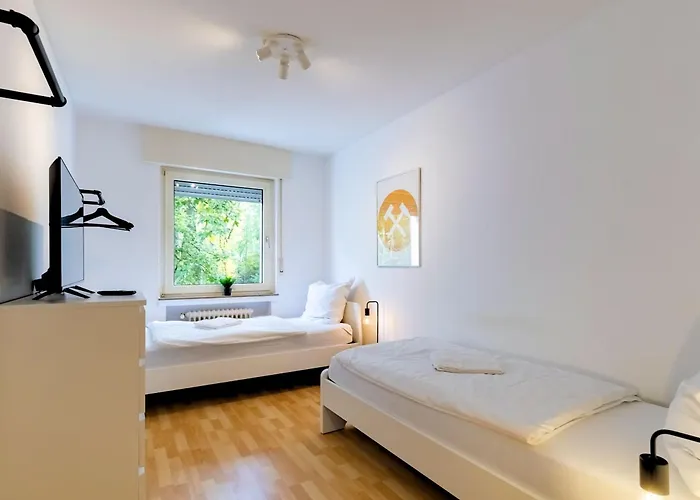 Budgetroom 3 Sz Balkonwohnung Fuer Teams Lejlighed *